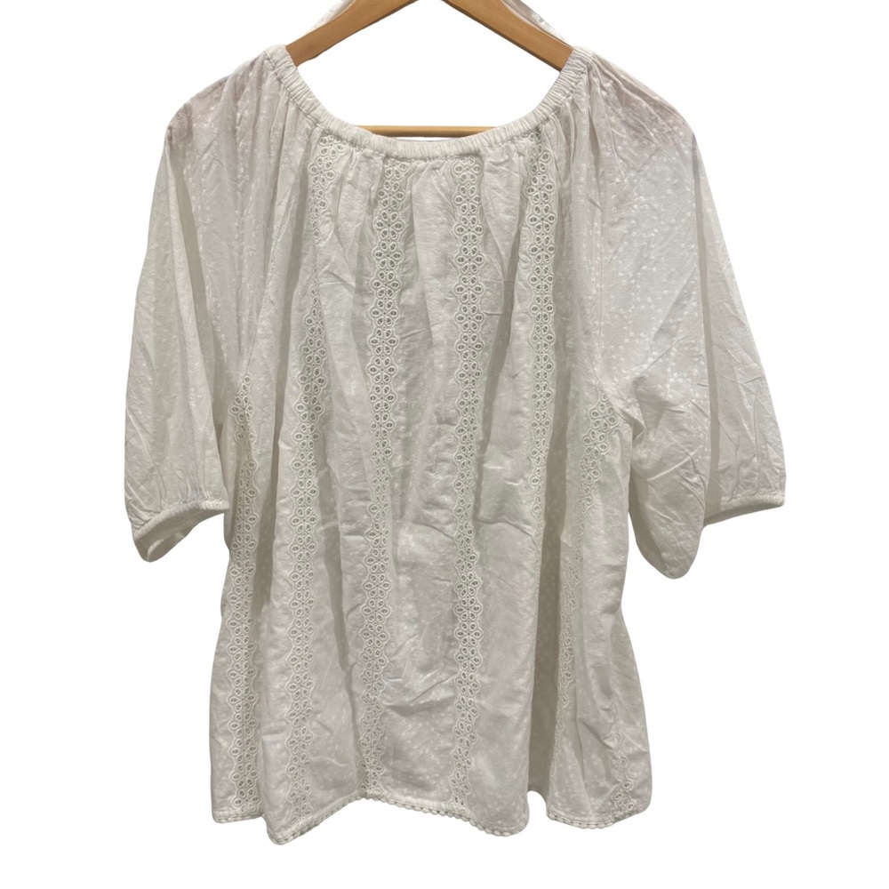 Chico’s Size 3 US XL 16–18 White Alabaster Embellished Eyelet Peasant Boho Top - Picture 4 of 7